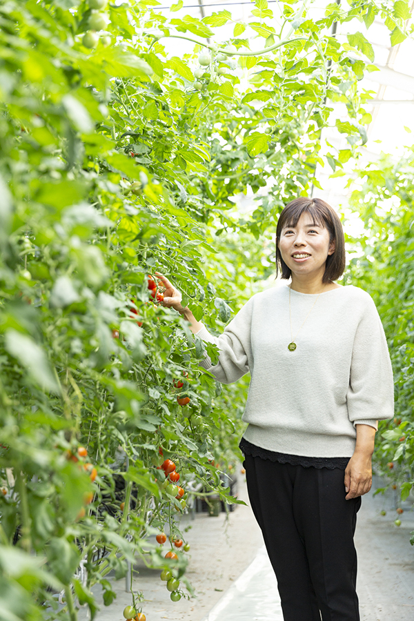 温泉美人トマトと望月美佐氏